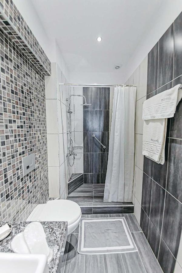 Marinis Boutique Rooms Nea Iraklitsa Eksteriør bilde