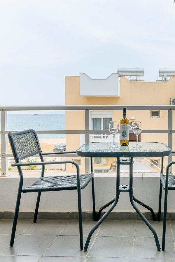 Marinis Boutique Rooms Nea Iraklitsa Eksteriør bilde