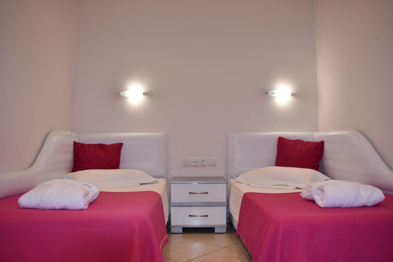 Marinis Boutique Rooms Nea Iraklitsa Eksteriør bilde