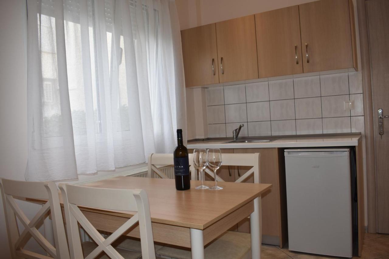 Marinis Boutique Rooms Nea Iraklitsa Eksteriør bilde